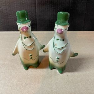 THE PENGUIN TWINS - Salt & Pepper Shakers